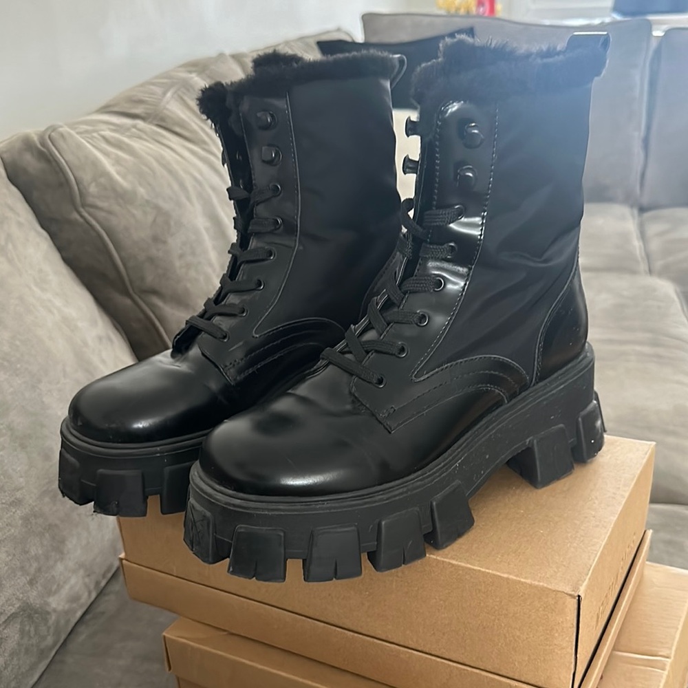 Marc Fisher Black Chunky Platform Combat Boots